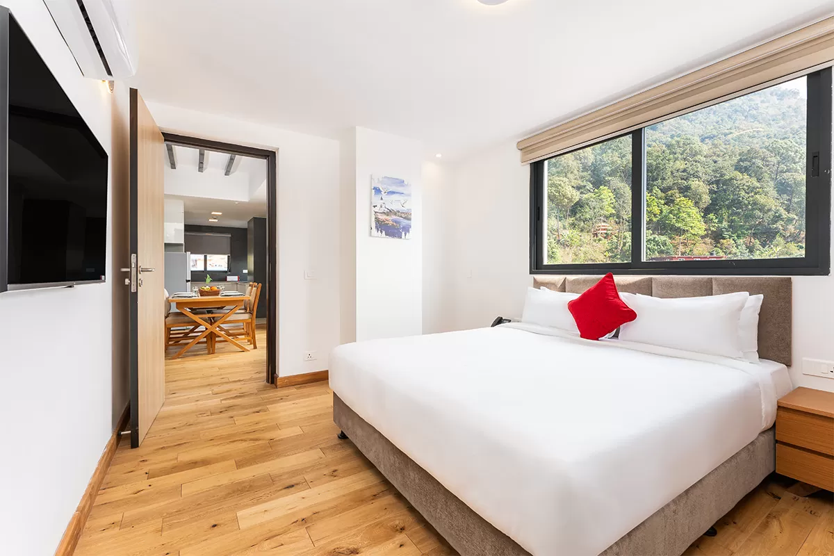 Executive Suite - Bedroom